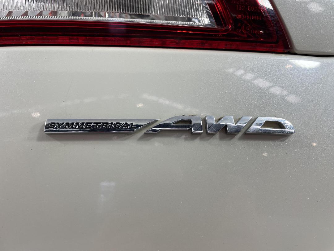 Photo '30' of Subaru Outback