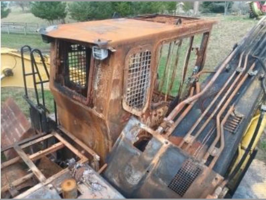 Used Sumitomo & Waratah SH3705TLFS & HTH626 2016 Turners Trucks