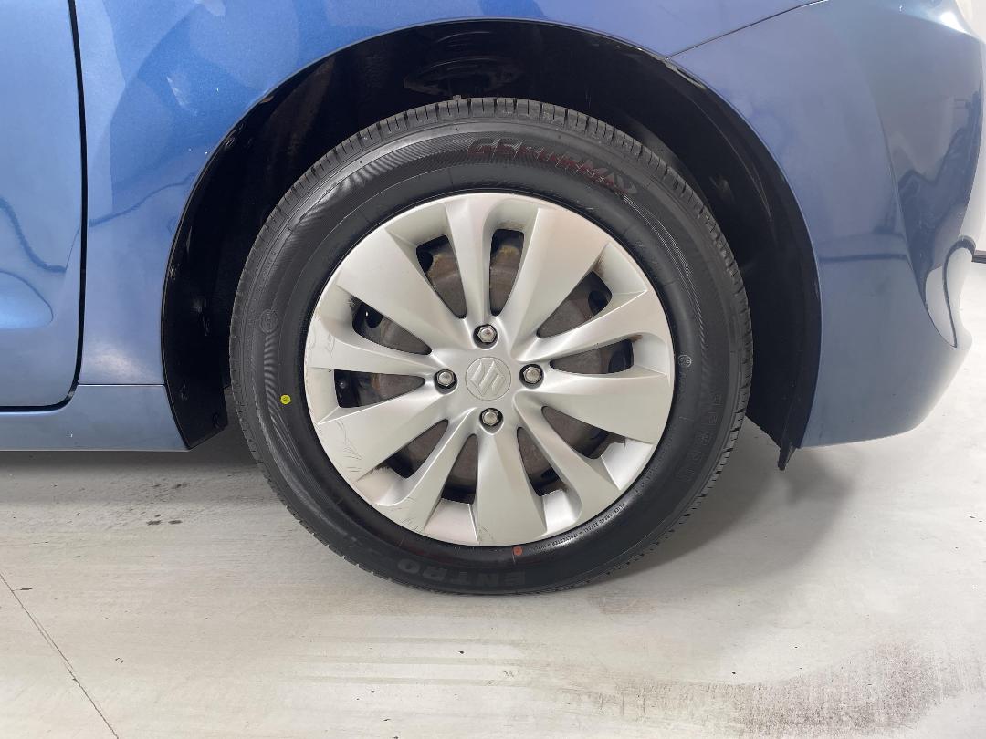 Photo '9' of Suzuki Baleno Photo '9' of Suzuki Baleno