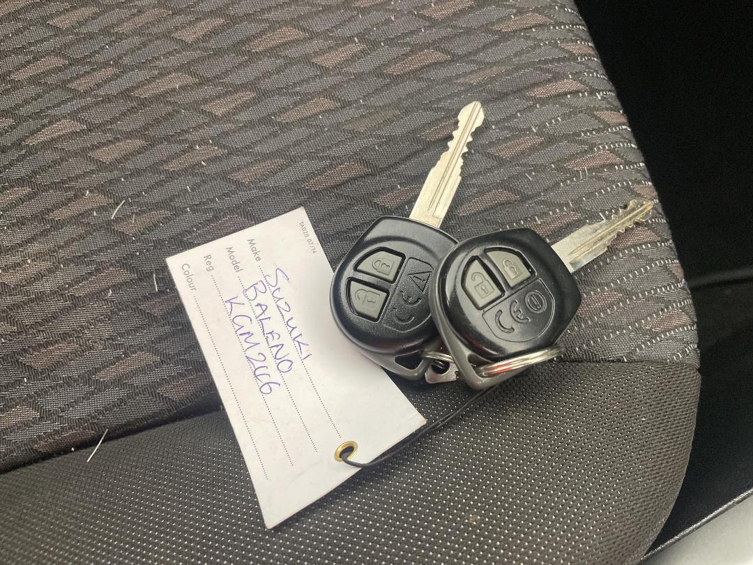 Photo '22' of Suzuki Baleno Photo '22' of Suzuki Baleno