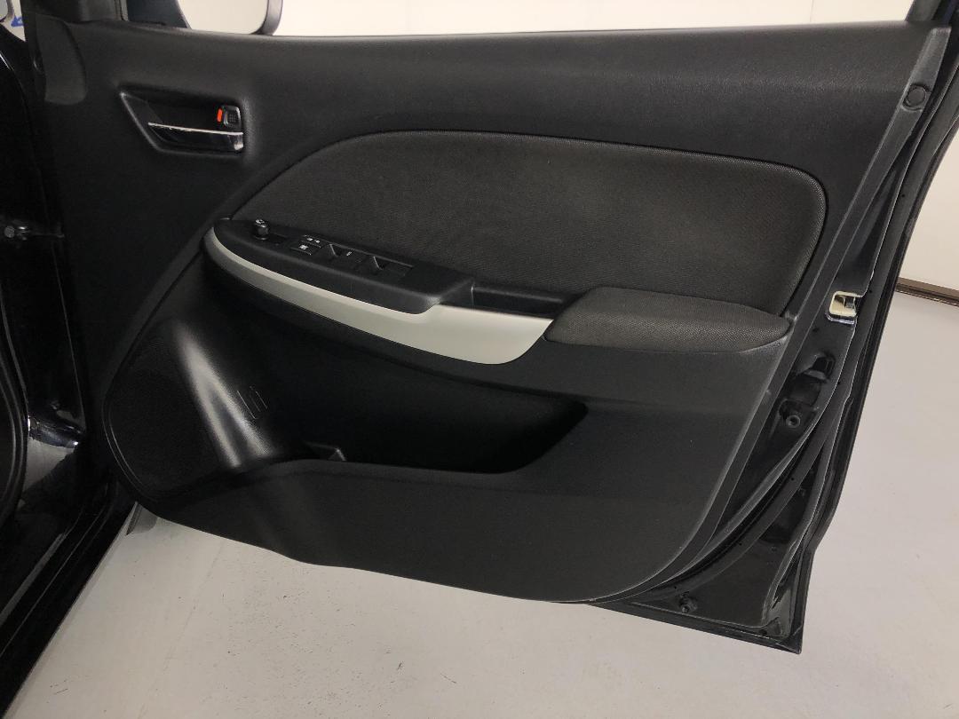 Photo '15' of Suzuki Baleno