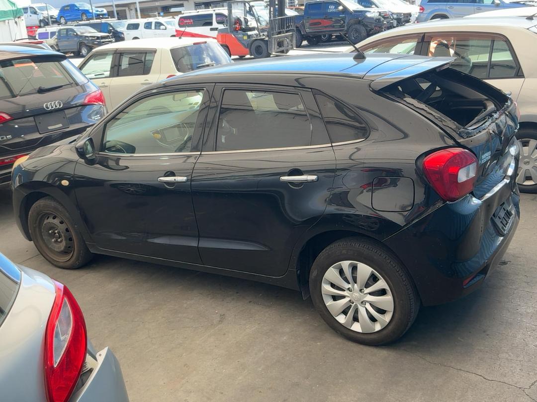 Photo '8' of Suzuki Baleno Photo '8' of Suzuki Baleno