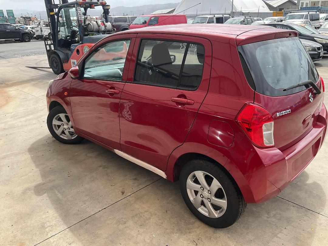 Photo '3' of Suzuki Celerio GLX Photo '3' of Suzuki Celerio GLX