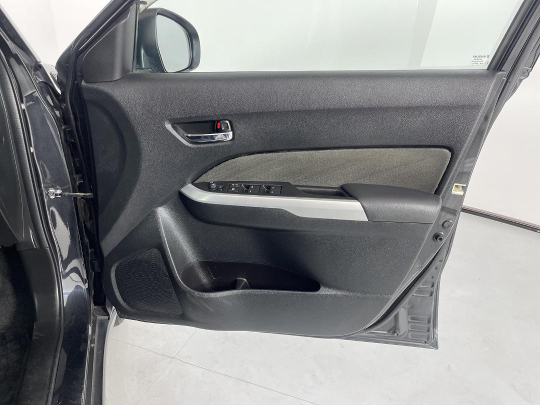 Photo '15' of Suzuki Escudo