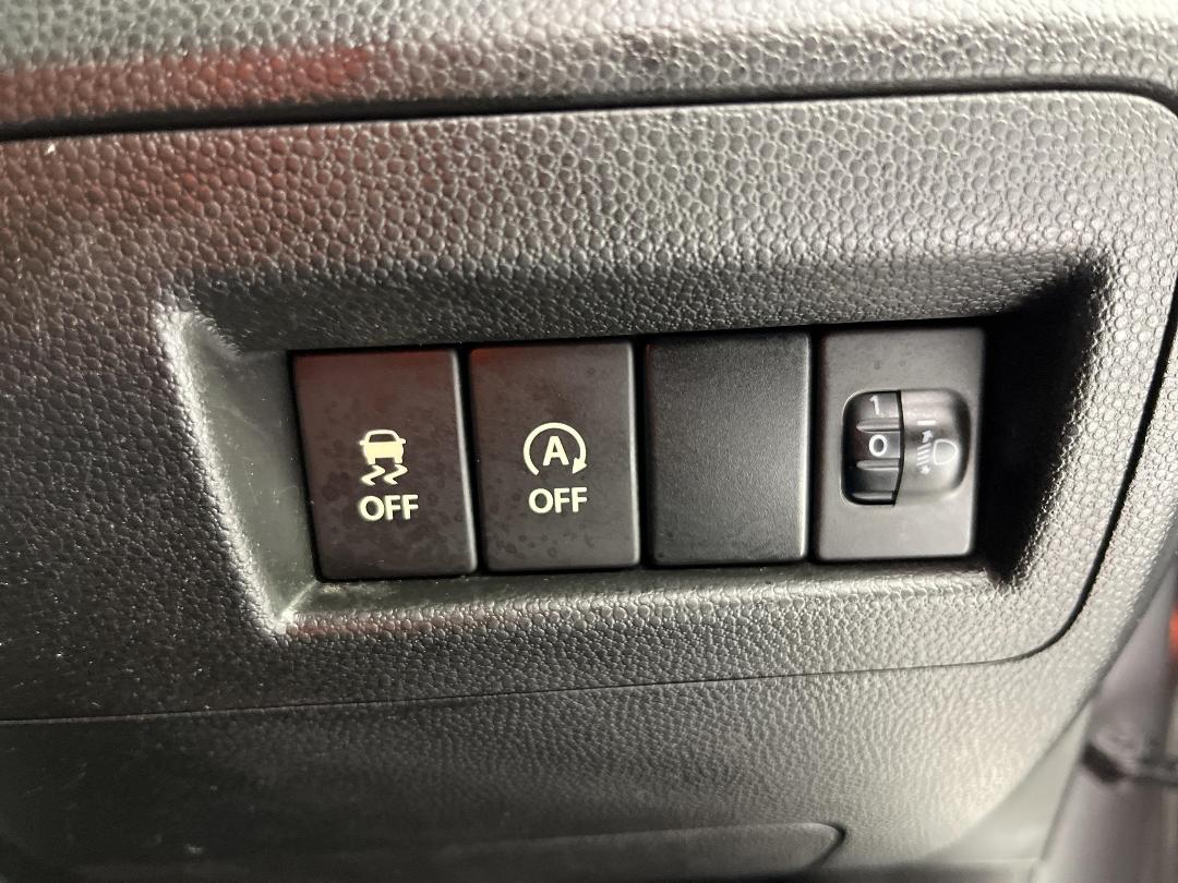 Photo '24' of Suzuki Ignis Photo '24' of Suzuki Ignis