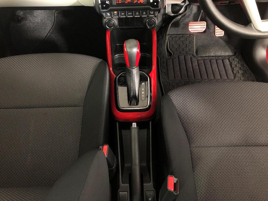 Photo '18' of Suzuki Ignis Photo '18' of Suzuki Ignis