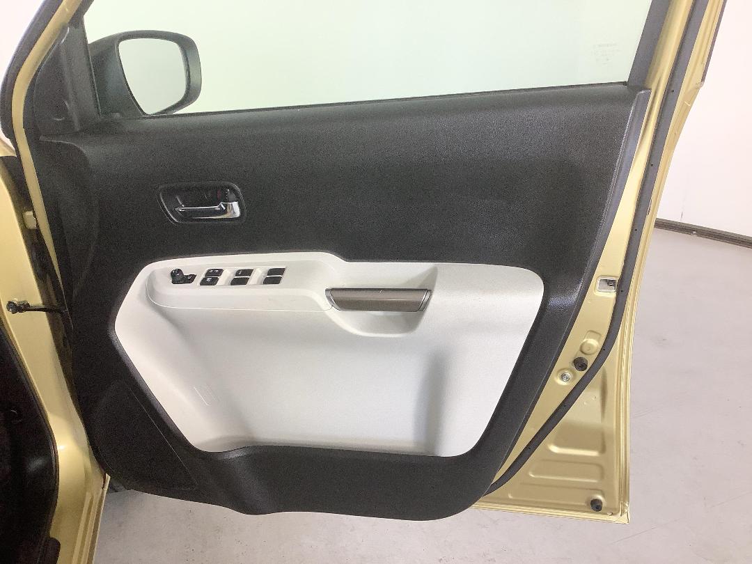 Photo '35' of Suzuki Ignis Photo '35' of Suzuki Ignis