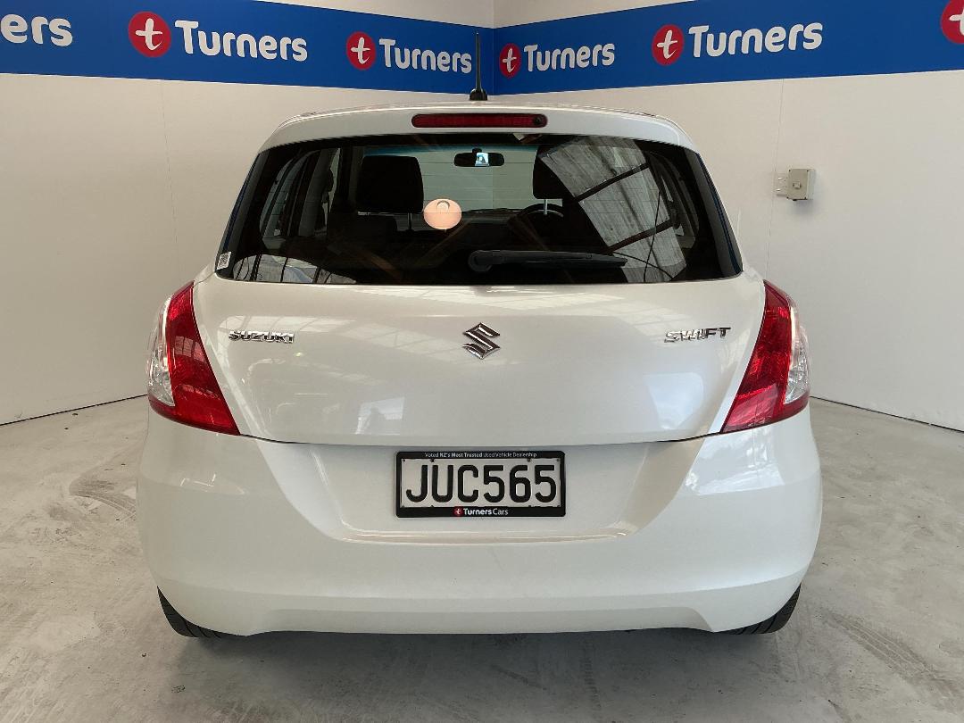 Photo '6' of Suzuki Swift