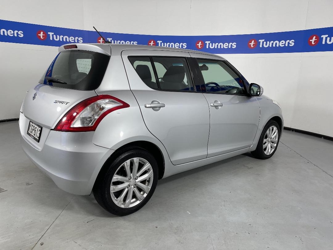 Photo '7' of Suzuki Swift