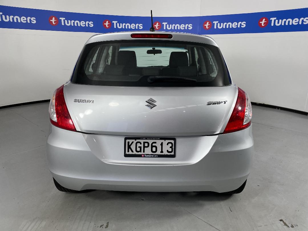 Photo '6' of Suzuki Swift