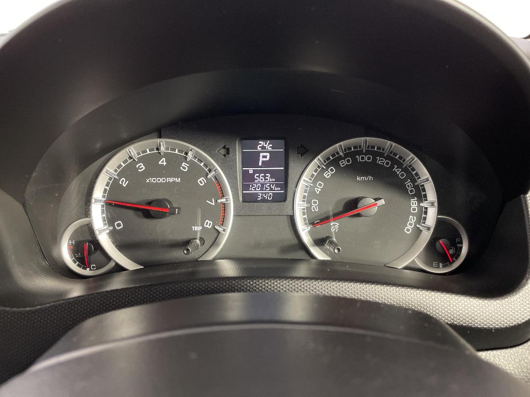 Photo '21' of Suzuki Swift