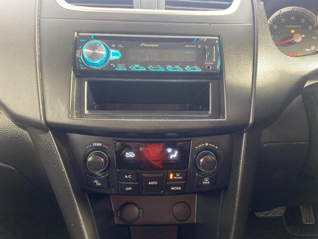 Photo '18' of Suzuki Swift Photo '18' of Suzuki Swift