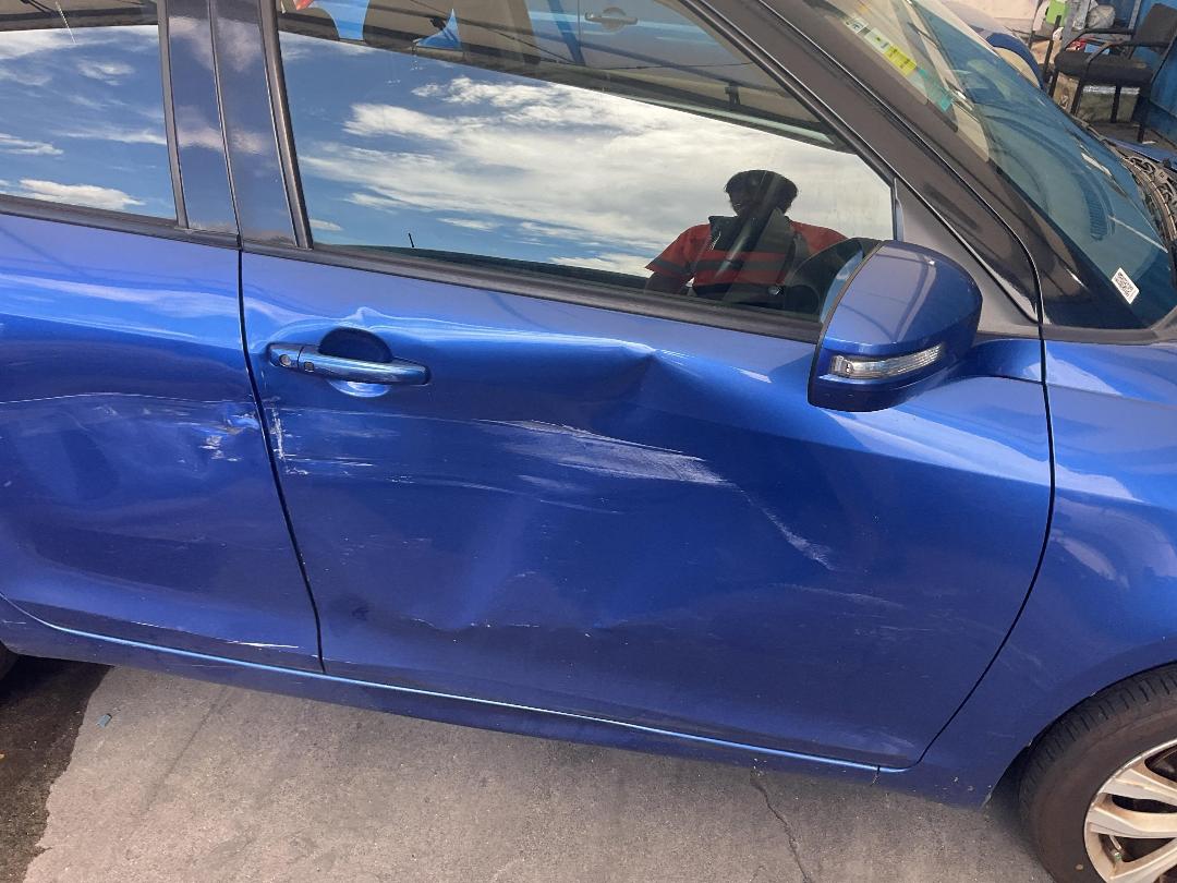 Photo '3' of Suzuki Swift Rsxab Photo '3' of Suzuki Swift Rsxab