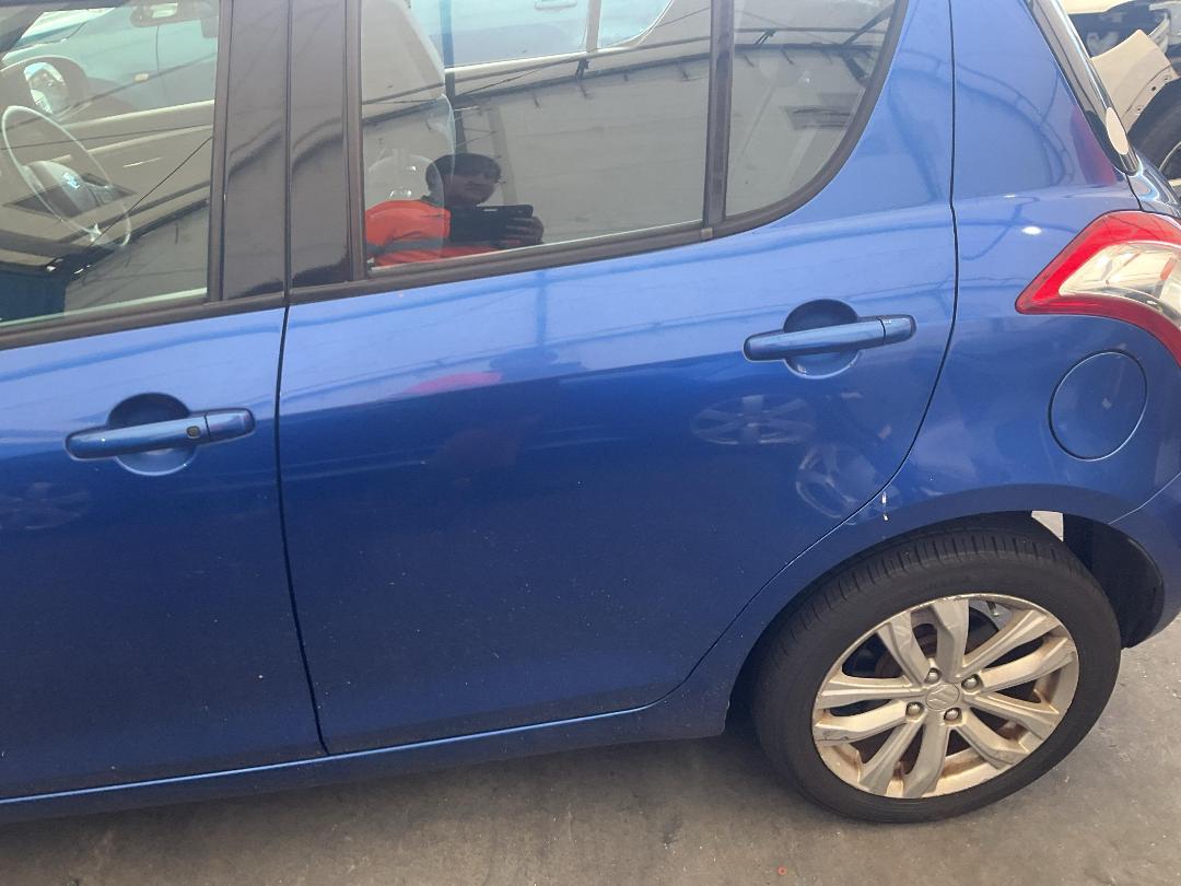 Photo '8' of Suzuki Swift Rsxab Photo '8' of Suzuki Swift Rsxab