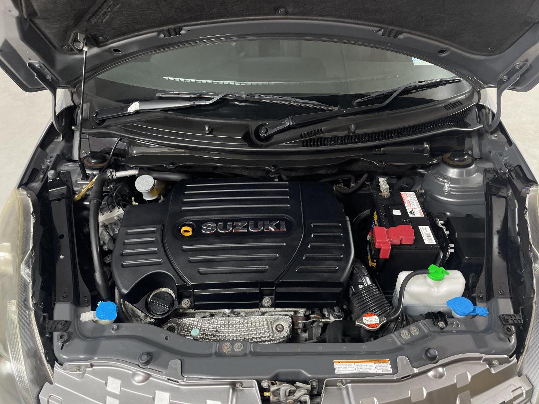 Photo '13' of Suzuki Swift Photo '13' of Suzuki Swift