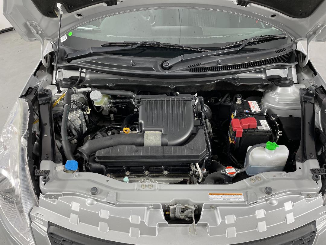 Photo '13' of Suzuki Swift Photo '13' of Suzuki Swift