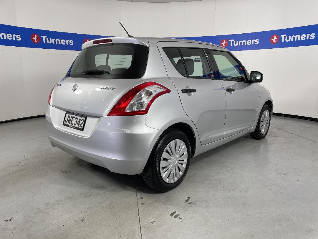 Photo '7' of Suzuki Swift Photo '7' of Suzuki Swift