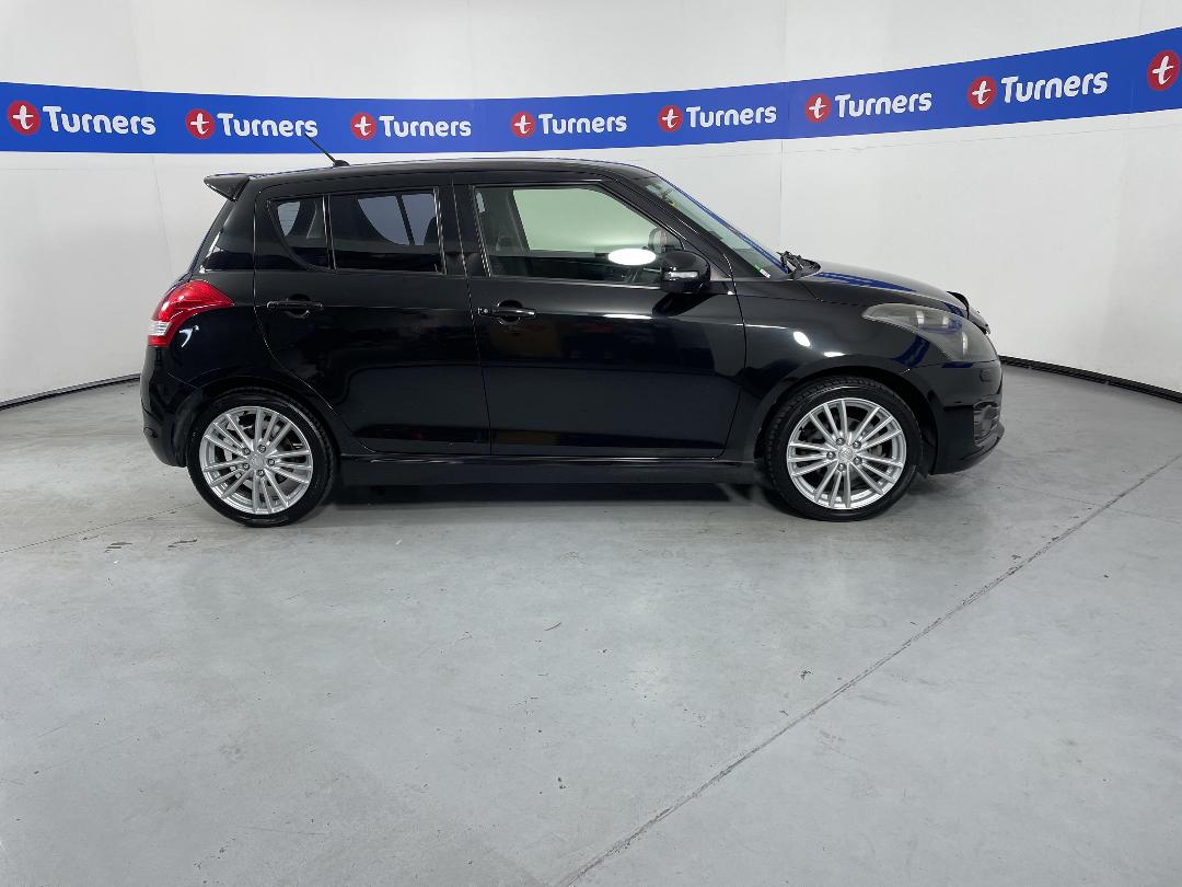 Photo '23' of Suzuki Swift