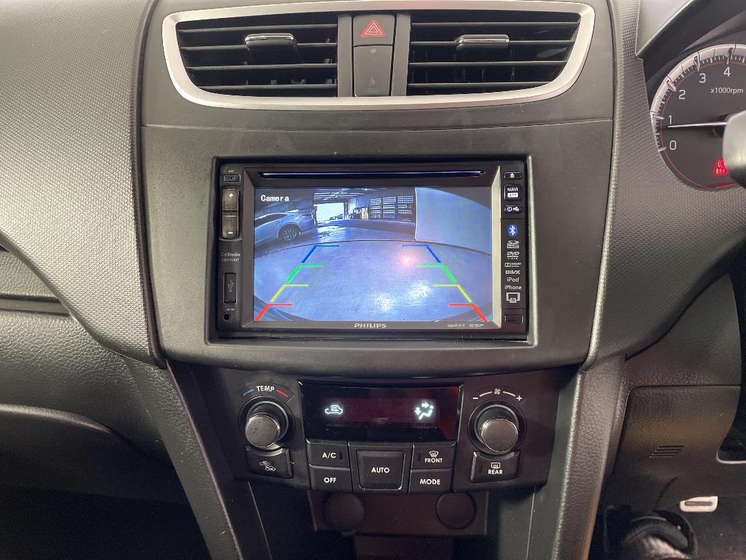 Photo '28' of Suzuki Swift