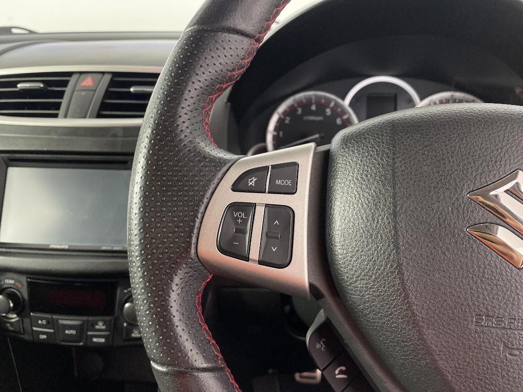 Photo '26' of Suzuki Swift