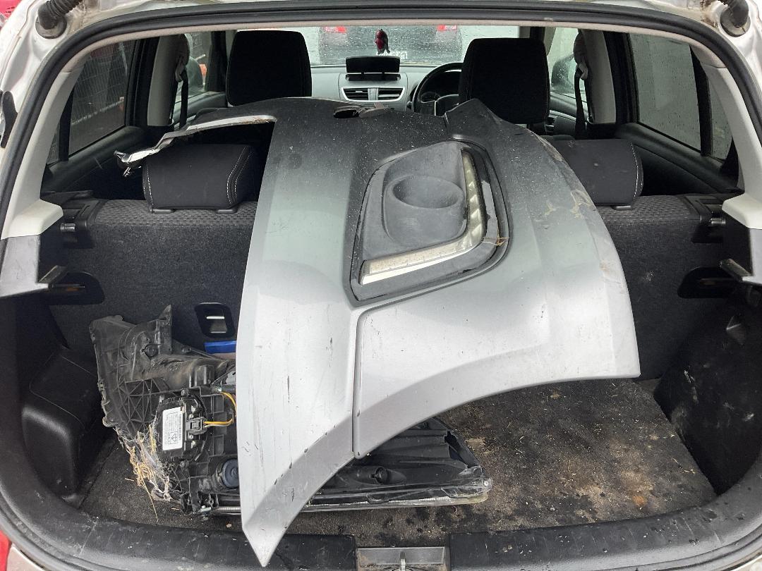 Photo '6' of Suzuki Swift