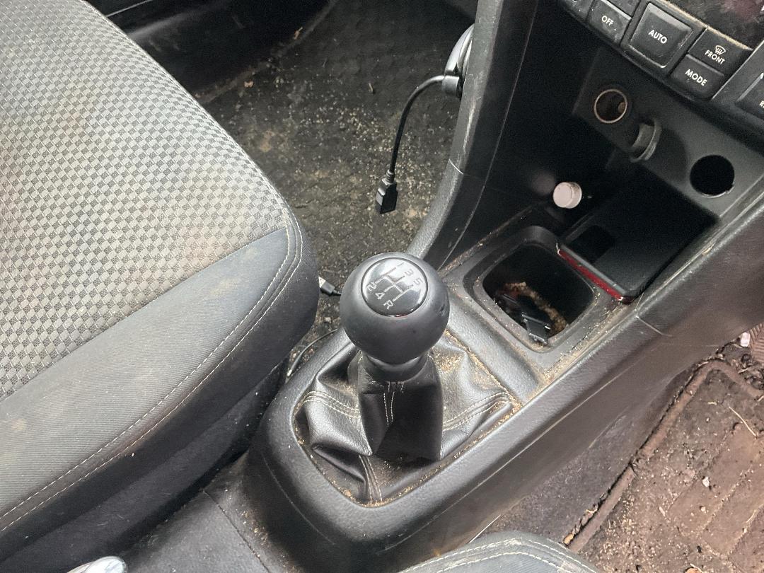 Photo '13' of Suzuki Swift