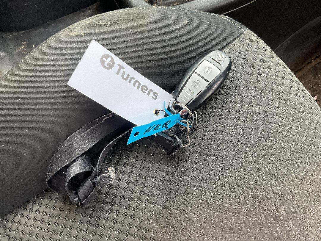 Photo '14' of Suzuki Swift