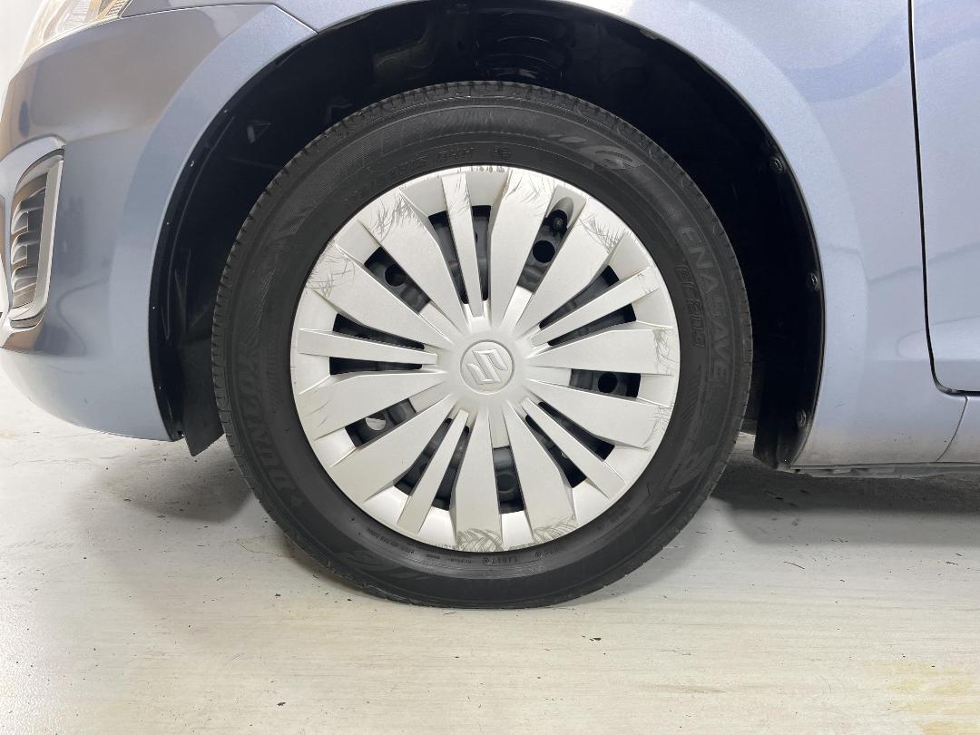 Photo '10' of Suzuki Swift