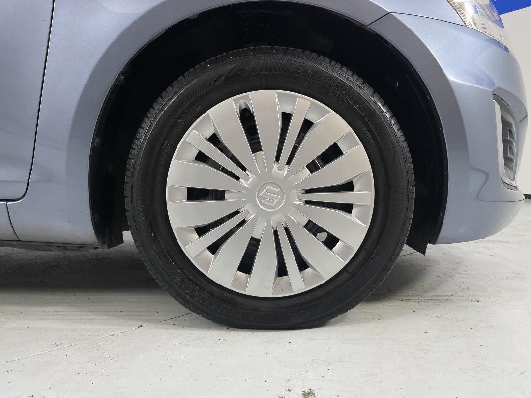 Photo '9' of Suzuki Swift