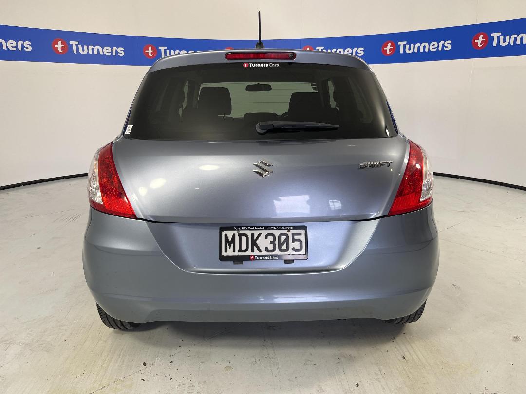 Photo '6' of Suzuki Swift