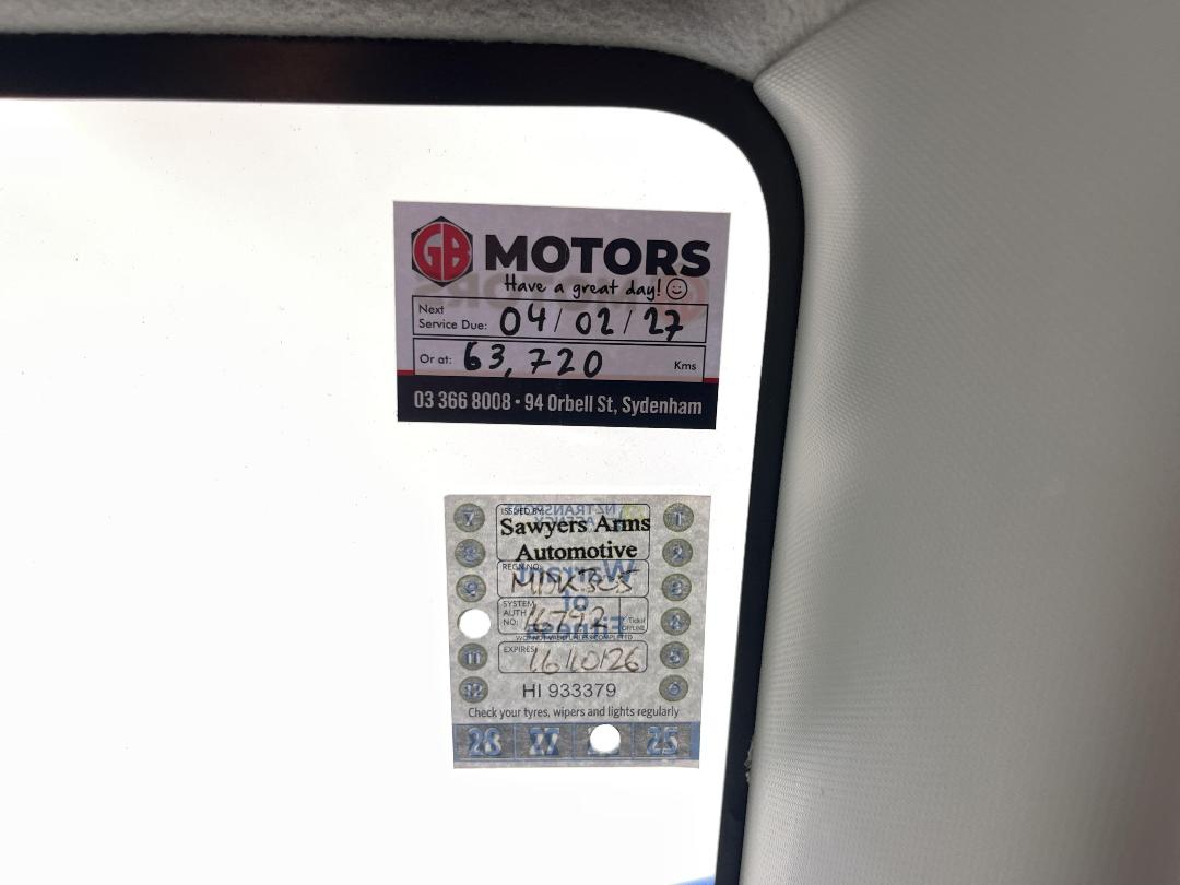 Photo '23' of Suzuki Swift