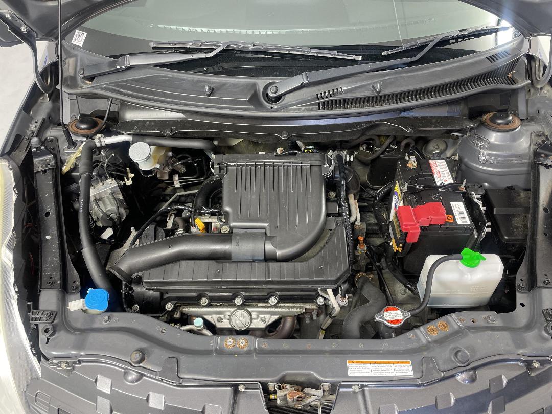 Photo '13' of Suzuki Swift