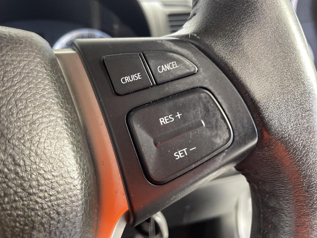 Photo '24' of Suzuki Swift