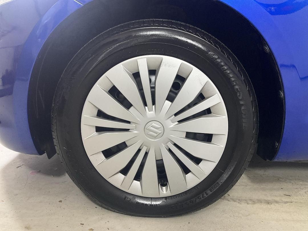 Photo '10' of Suzuki Swift Photo '10' of Suzuki Swift