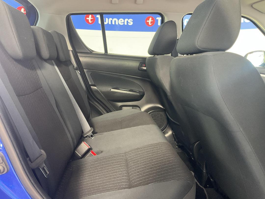 Photo '20' of Suzuki Swift Photo '20' of Suzuki Swift