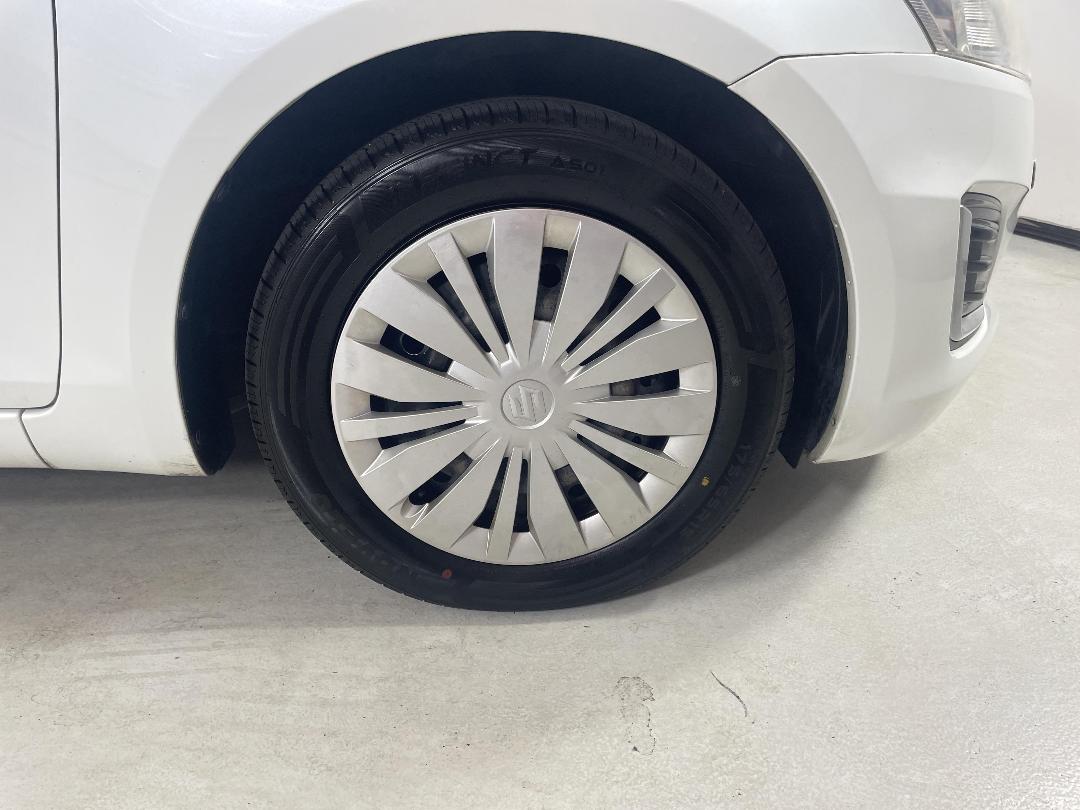 Photo '9' of Suzuki Swift