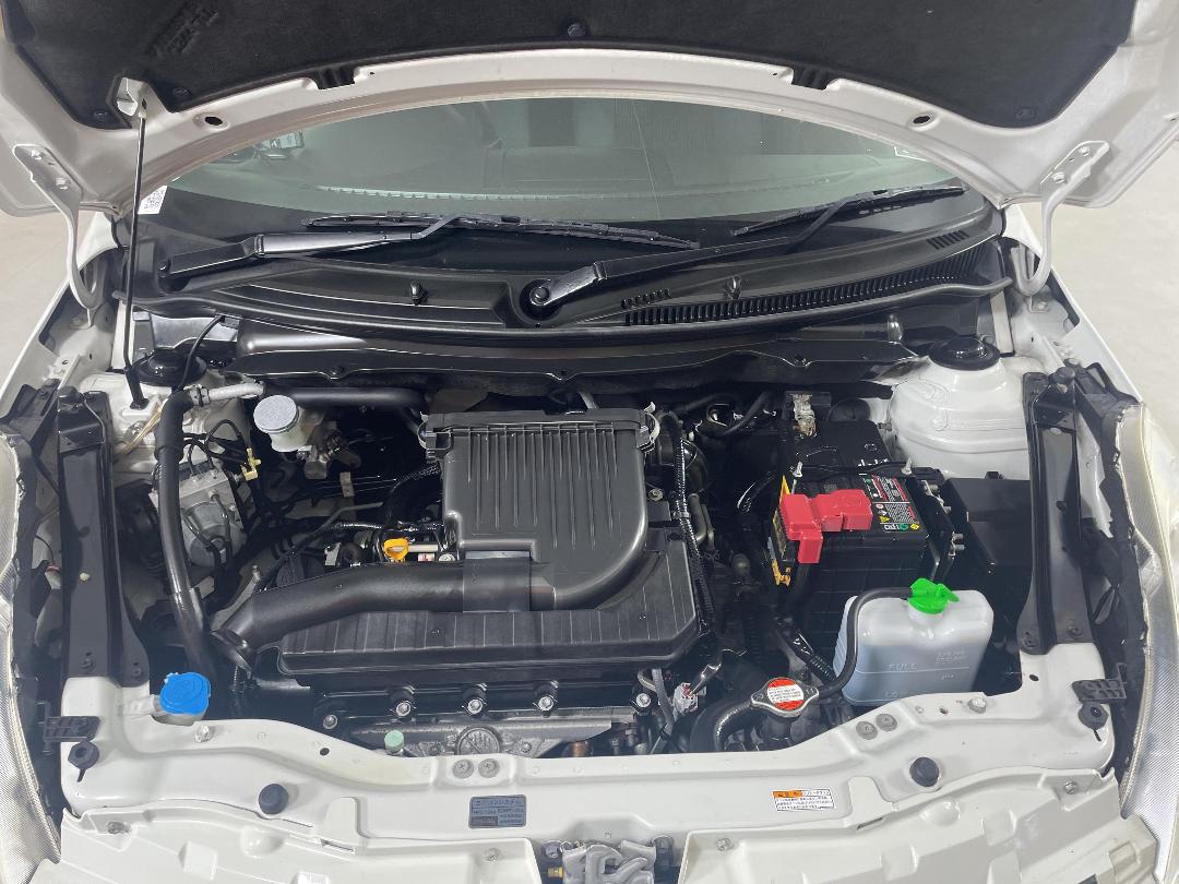 Photo '13' of Suzuki Swift