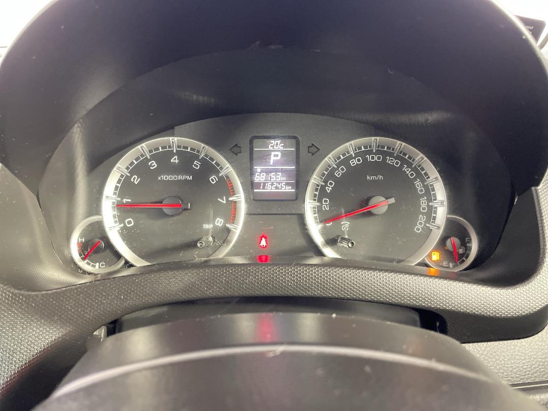 Photo '21' of Suzuki Swift