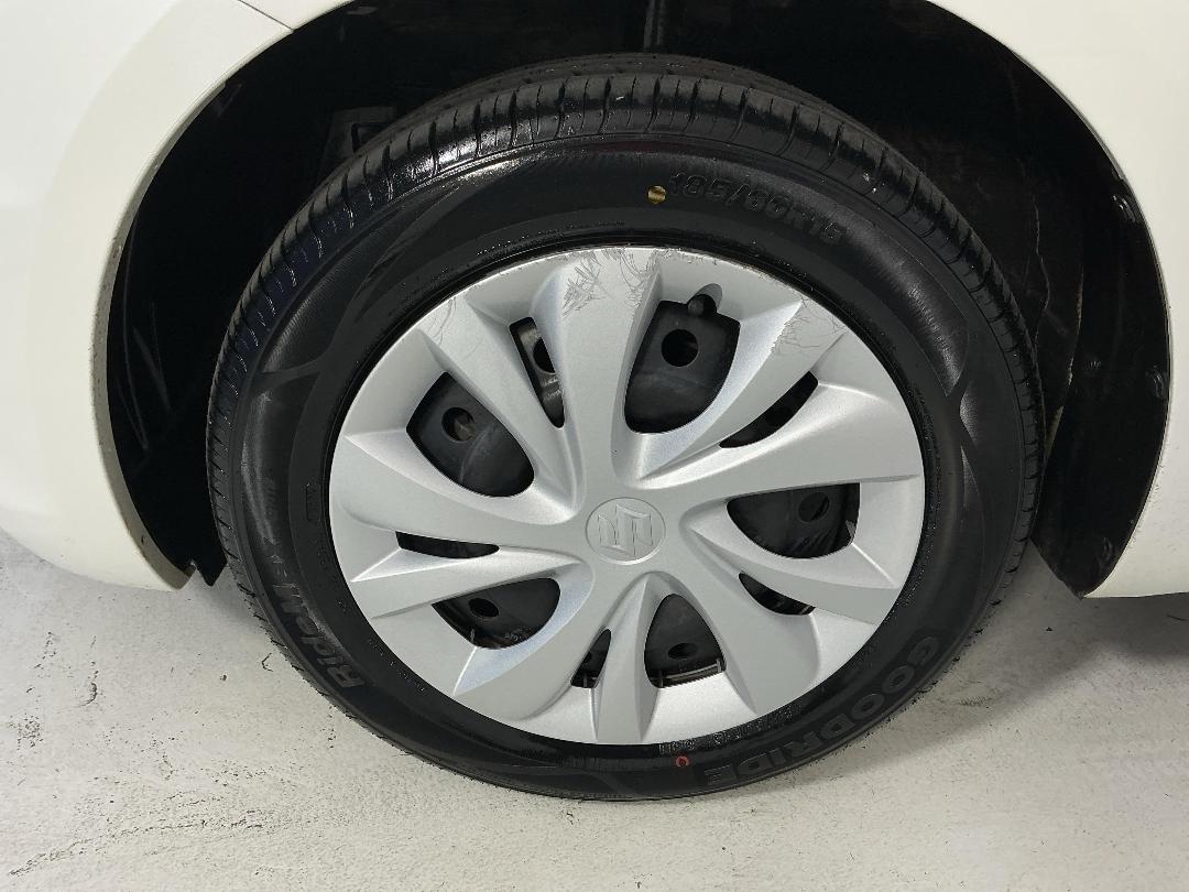 Photo '10' of Suzuki Swift