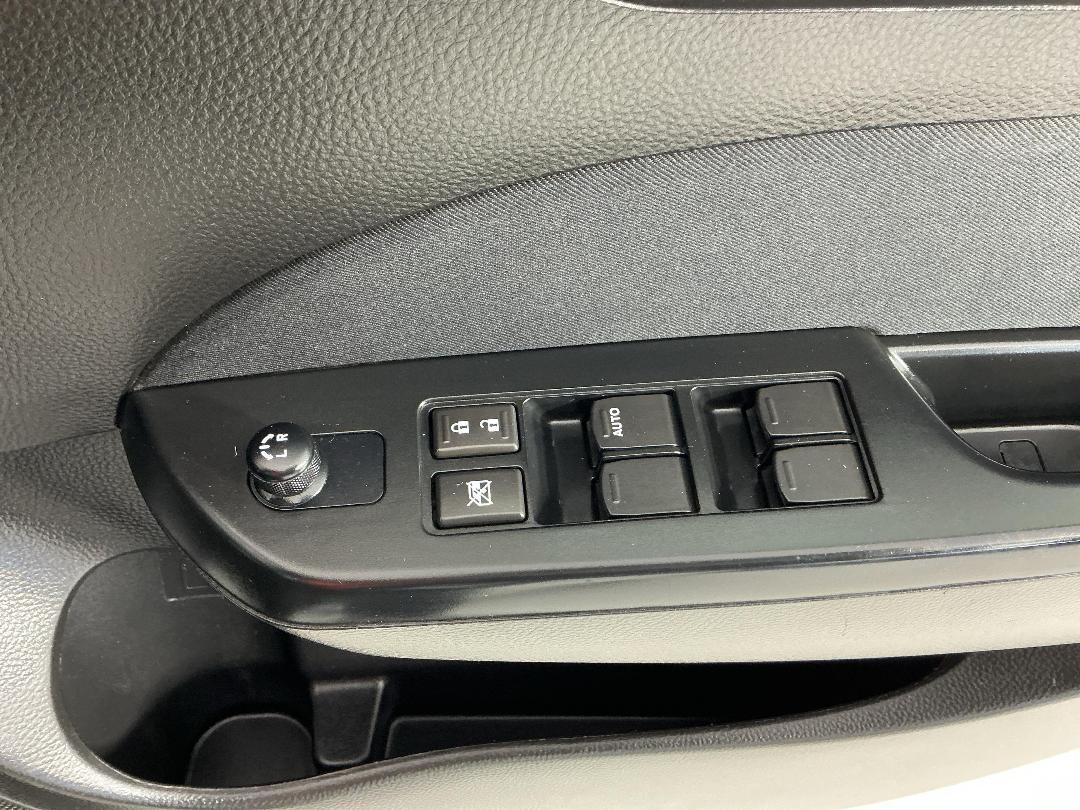 Photo '25' of Suzuki Swift