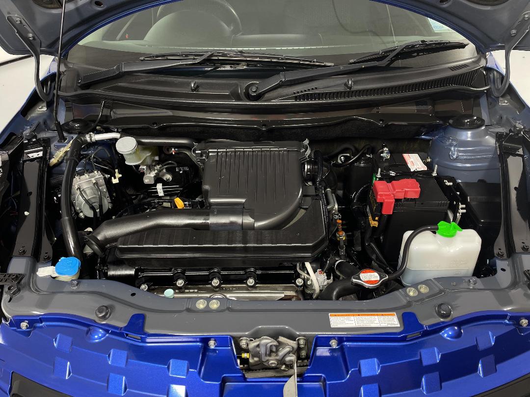 Photo '13' of Suzuki Swift