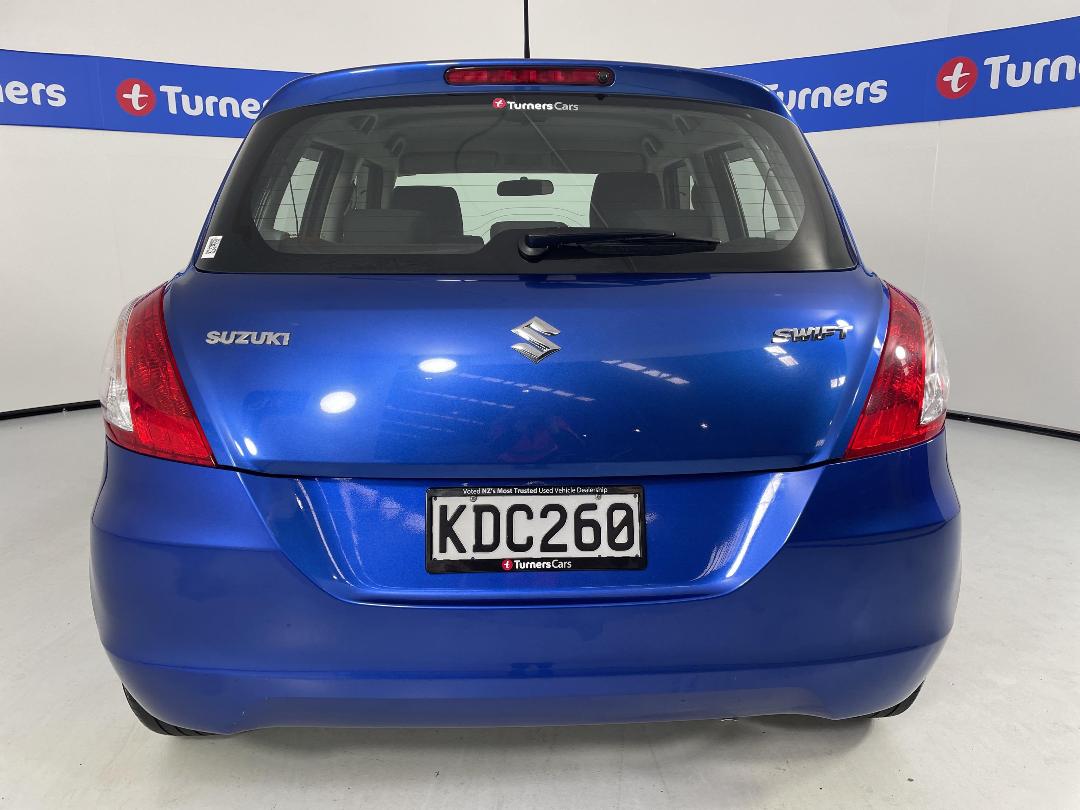 Photo '6' of Suzuki Swift