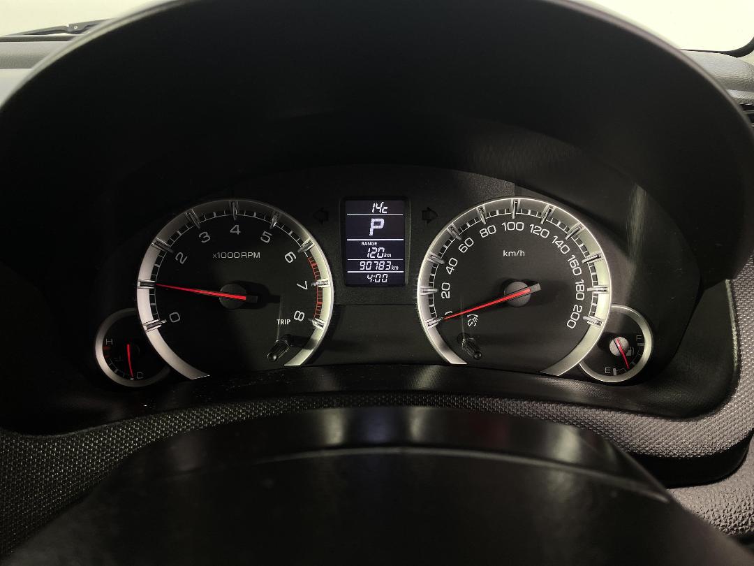 Photo '21' of Suzuki Swift