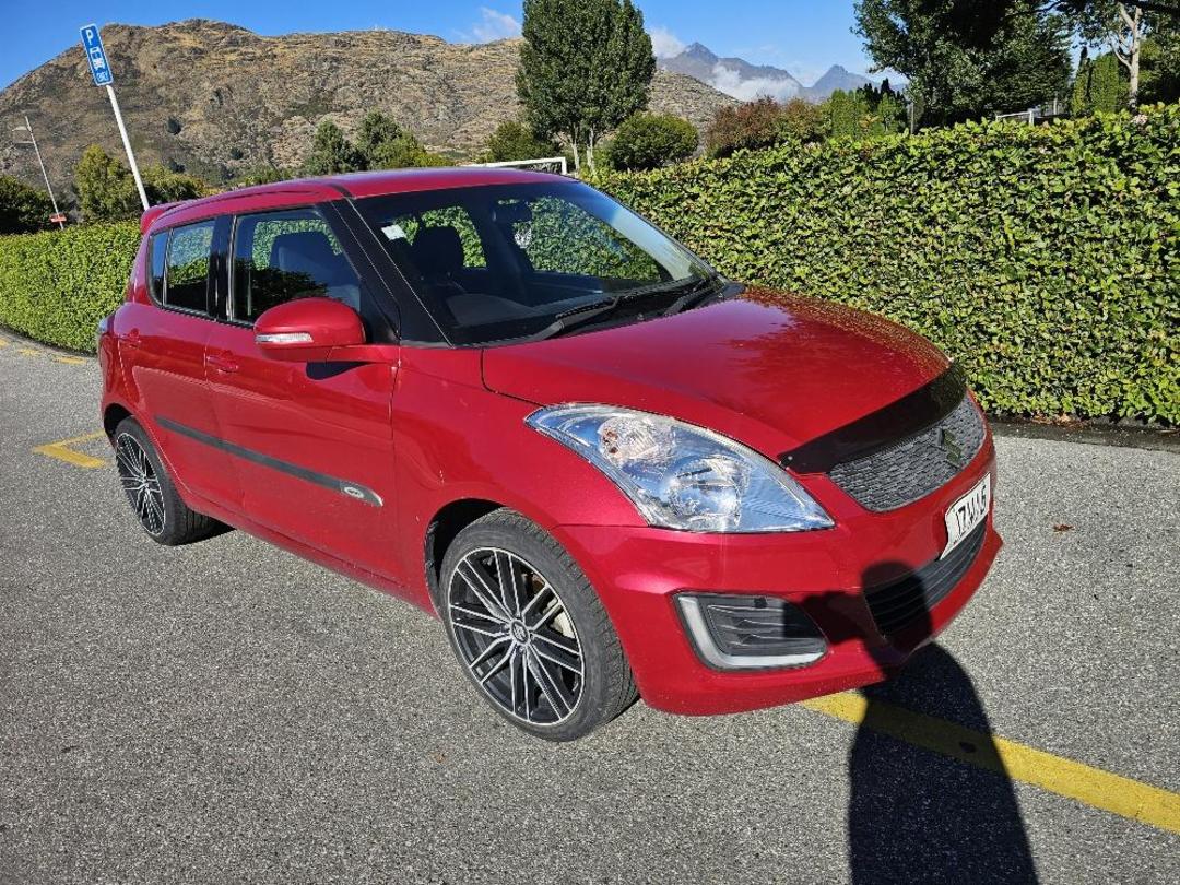 Photo '5' of Suzuki Swift XS5