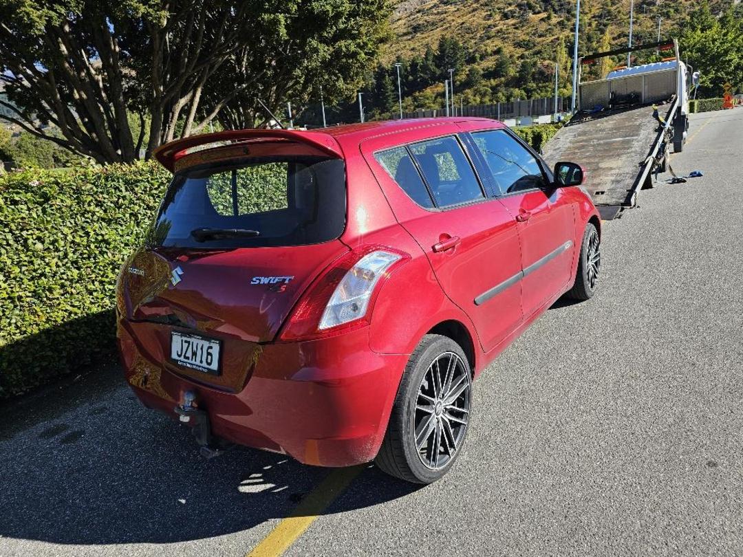 Photo '7' of Suzuki Swift XS5