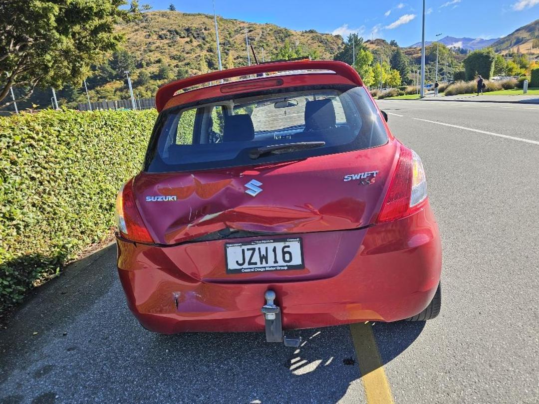 Photo '8' of Suzuki Swift XS5