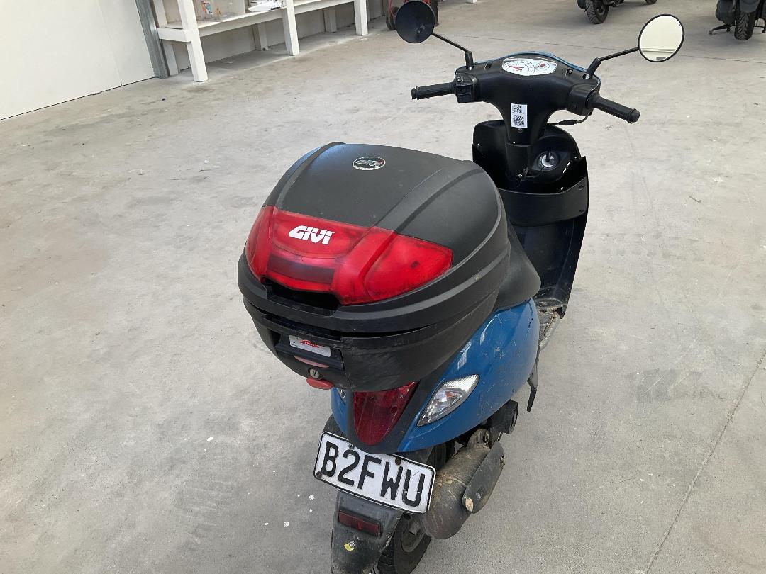 Photo '3' of Suzuki UZ50