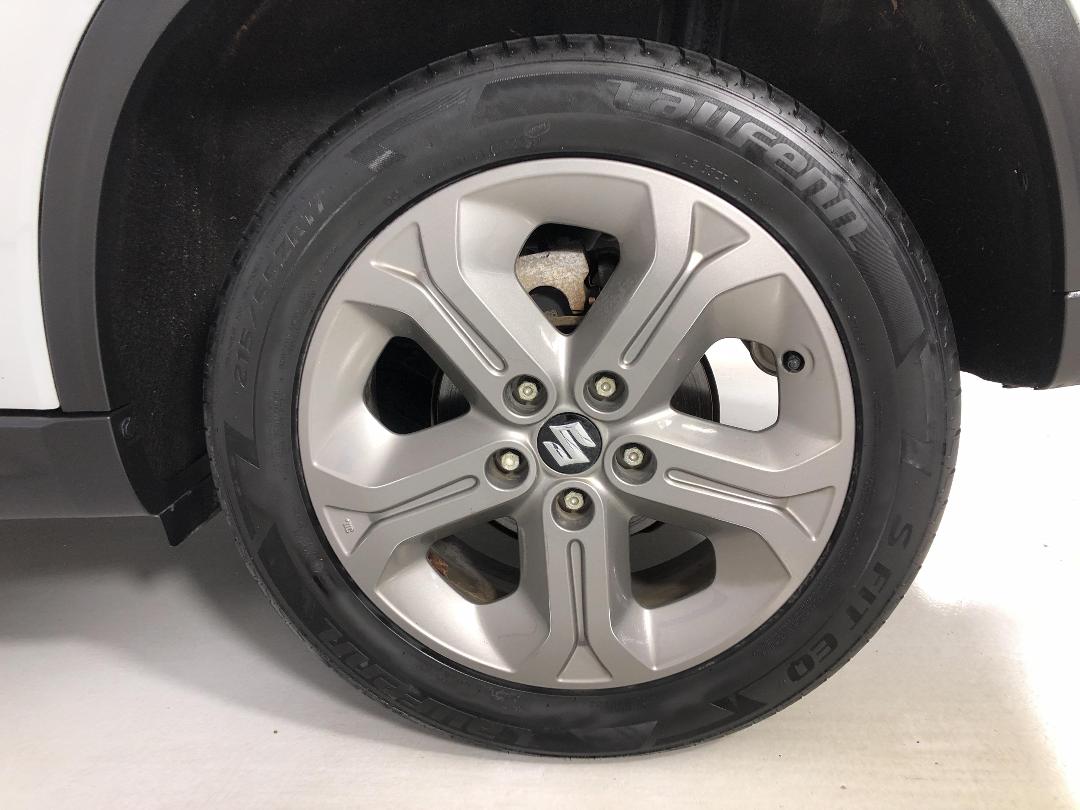 Photo '11' of Suzuki Vitara