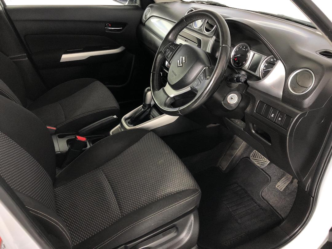 Photo '16' of Suzuki Vitara