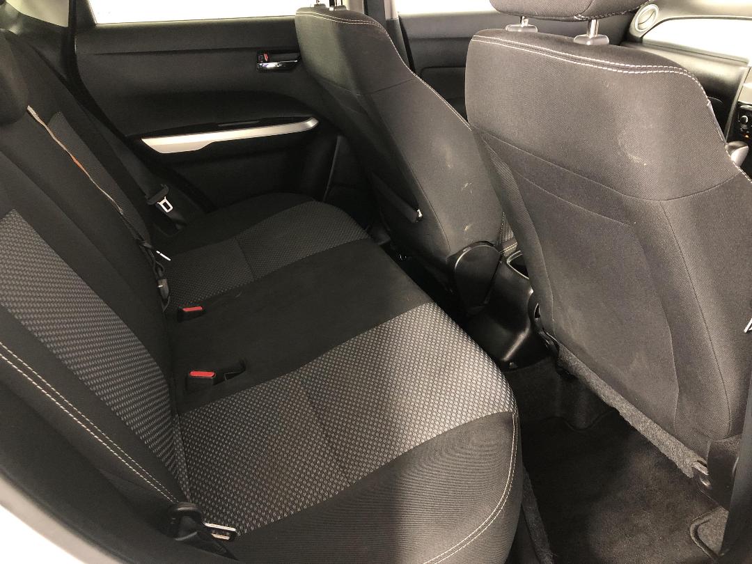 Photo '20' of Suzuki Vitara